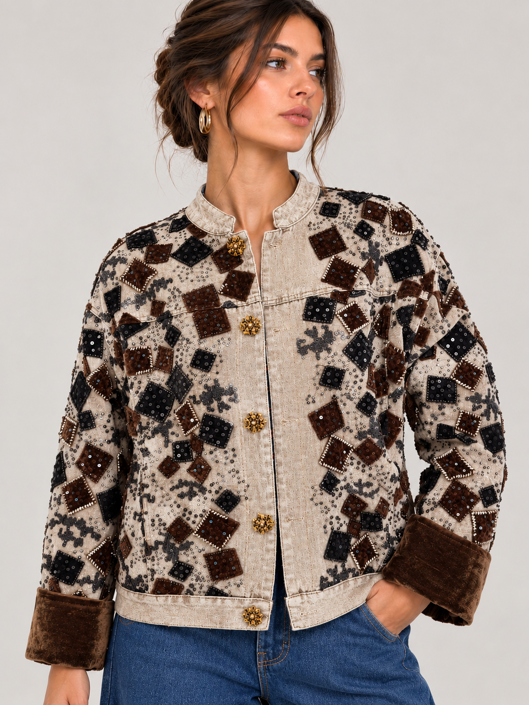 Chaqueta joya sobre denim clásico